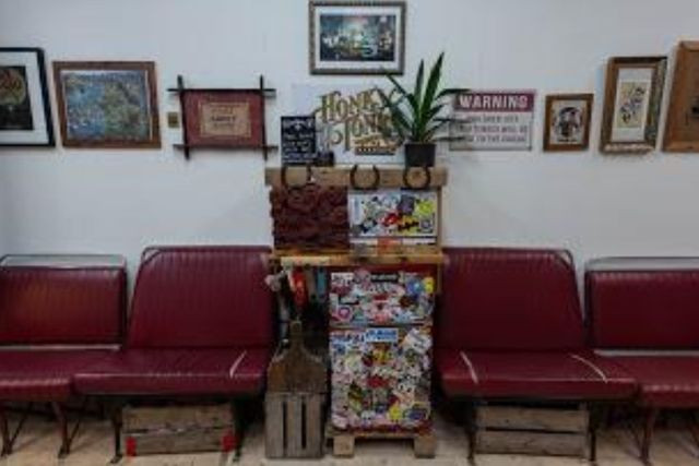 Gallery Photo